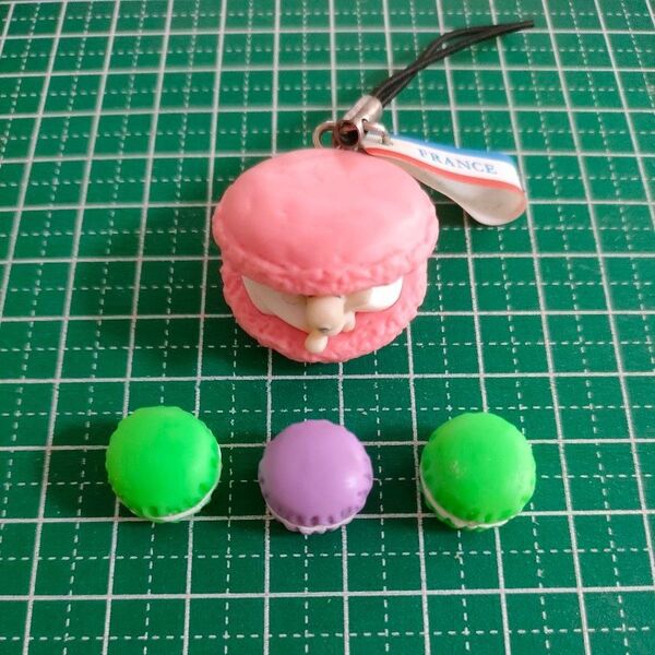 マカロン スヌーピー キーホルダー ピンク ミニマカロンフィギュア3個