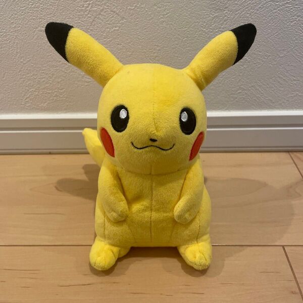 ポケットモンスター ピカチュウ ぬいぐるみ