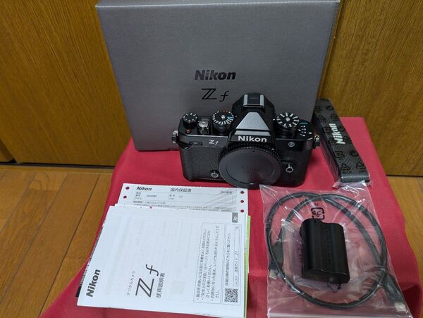 新品同様!ニコン Zf ボディ シャッター162枚 FALCAM(ファルカム L型グリップ Nikon Zf用 おまけ付けます!