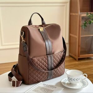 ブラウンキルティングリュック レディース 茶色 多機能 通勤 防水性
