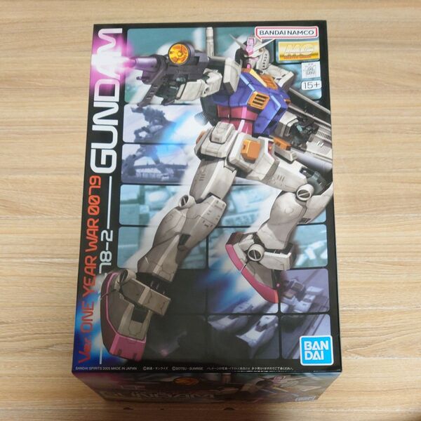 1/100 MG RX-78-2 ガンダム Ver.ONE YEAR WAR 0079 機動戦士ガンダム