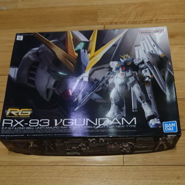RX-93 νガンダム (1/144スケール リアルグレード(RG) 32 機動戦士ガンダム 逆襲のシャア 578426)