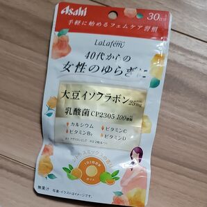 ララフェム LaLafem 40代からの女性のゆらぎに 大豆イソフラボン 乳酸菌 CP2305 シトラスミックスの香り 60粒