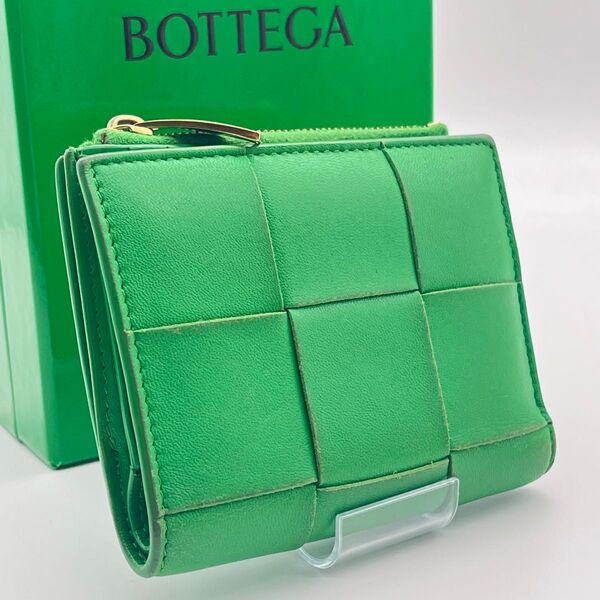 BOTTEGA VENETA【現行RFID最高級美品】パラキートグリーン×ゴールド金具希少組み合わせ ボッテガヴェネタ カセット