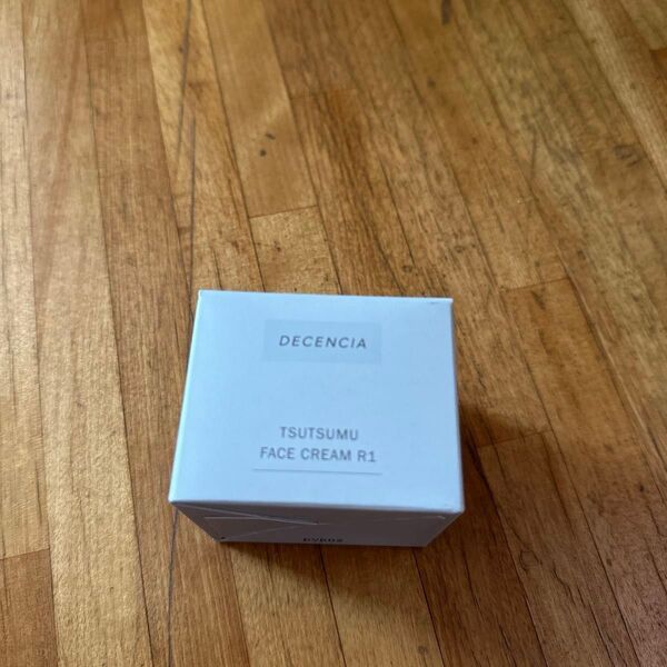 DECENCIA つつむ フェイスクリーム R1 本品 30g