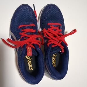 asics ランニングシューズ ネイビー/レッド