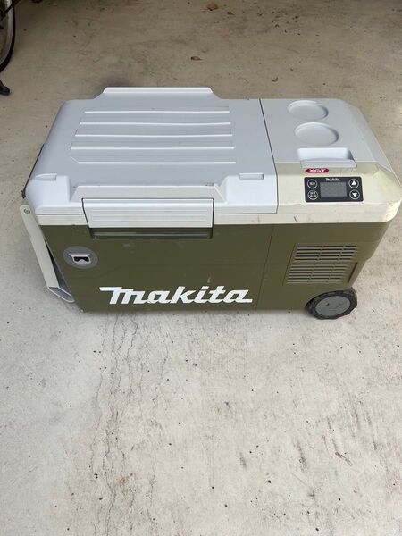 マキタ(Makita) 充電式保冷温庫(オリーブ) 40Vmax 本体のみ / CW001G