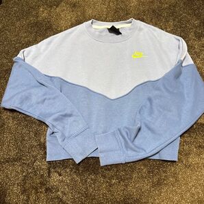 NIKE ショート丈スウェット