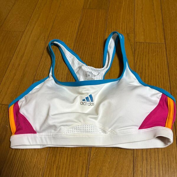adidas レディース フィットネススポーツブラ 未使用 SMサイズ