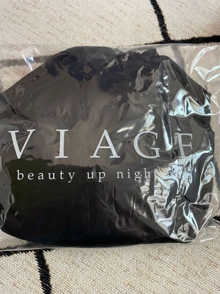 VIAGE ビューティーアップ ナイトブラ L