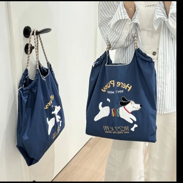 犬柄刺繍バック トートバック ナイロン製 エコバッグ新品未使用