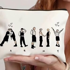 新品未使用BTS ARMYポーチ