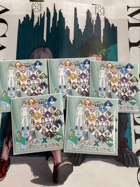 ヒロアカ 原画展 アクリルxフィギュア 未開封 緑谷 爆豪 轟 バッジ カード 5パック