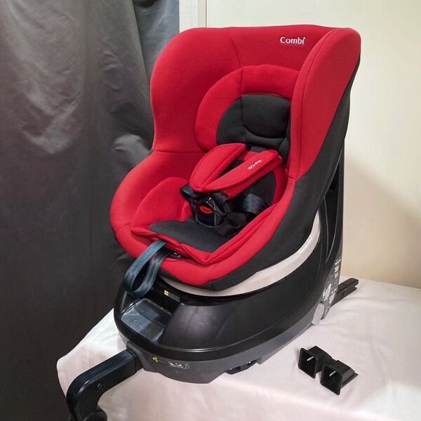 combi コンビ クルムーヴ ISOFIX チャイルドシート ベビーシート