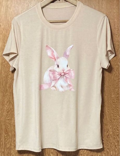 リボンうさぎ♪ うさぎ柄 半袖Tシャツ アプリコット Lサイズ