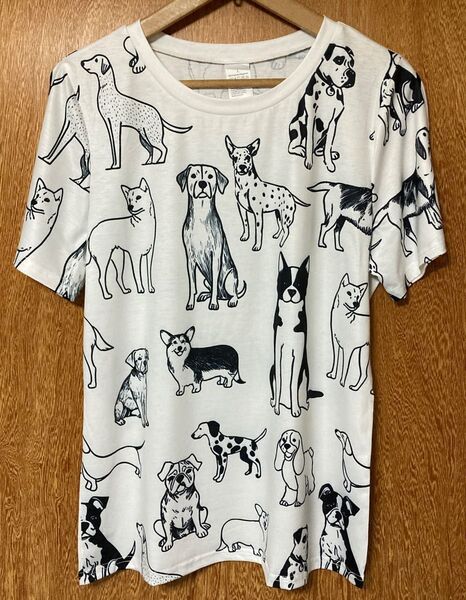 ワンちゃんがいっぱい!犬柄 半袖Tシャツ Lサイズ