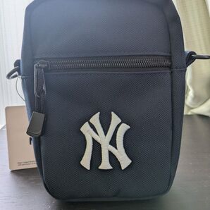 MLB ニューヨークヤンキース ショルダーバッグ ネイビー 未使用