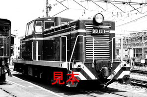 鉄道写真、35ミリネガデータ、101062440027、DD13-1、大宮工場、1985.08.17、（3001×1990）