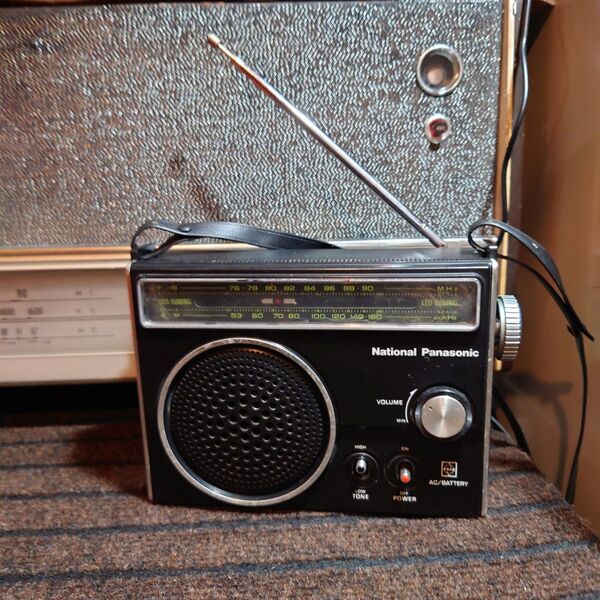 ナショナル RF-577 AMFMラジオ 昭和レトロ FM AM National