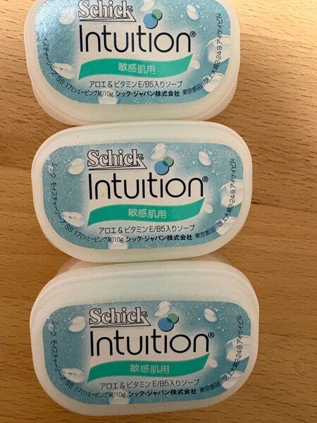 Schick Intuition シック イントゥイション 敏感肌用替刃 4枚刃 3コセット
