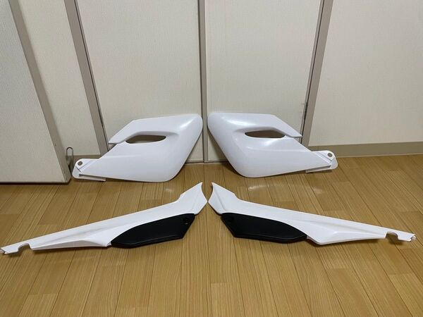 未使用品 純正 セロー250 外装セット シュラウドカウル 左右セット