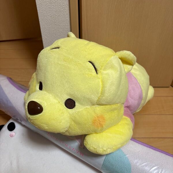 くまのプーさん 赤いほっぺ 寝そべり スーパーラージぬいぐるみ パステルカラー