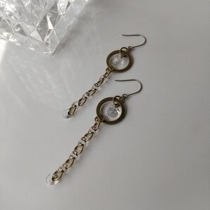 アンティーク調 レトロ感 ロングピアス