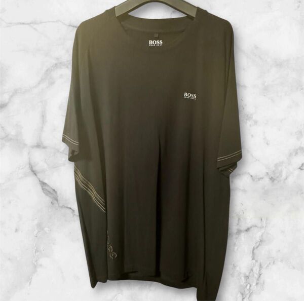 【動きない場合削除します】【未着用】HUGO BOSS ヒューゴボス 半袖Tシャツ 黒 XXXL