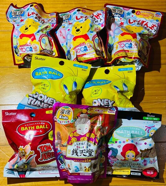 バスボール バスボム ぷーさん トゥイーティー トムとジェリー 銭天堂 ディズニー