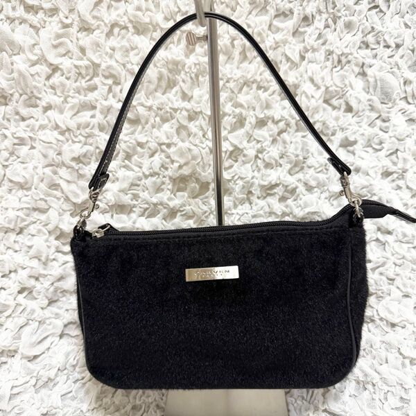 CARVEN カルヴェン ブラック アクセサリーポーチ パーティ ハンドバッグ ワンハンドル ミニバッグ