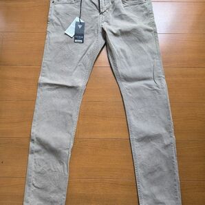 【極美品】GUESS ジーンズ 30インチ