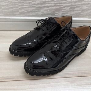 BEAMS HEARTエナメルシューズL