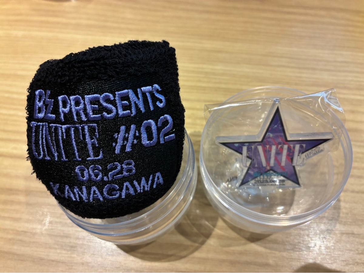 B'z UNITE #02 ガチャ アクリルスタンド リストバンド 6/28 B'z UNITE #02 ガチャガチャ 限定 リストバンド アクリル