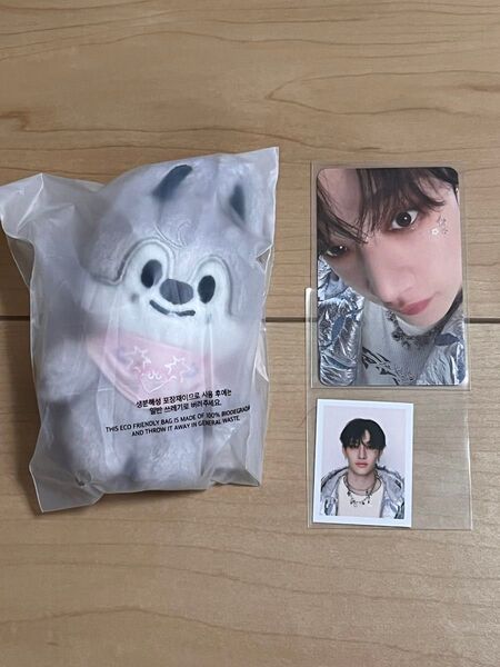 スキズ SKZ 5'CLOCK SKZOO 10cm ぬいぐるみ ウルフチャン 購入特典トレカ IDフォト バンチャン