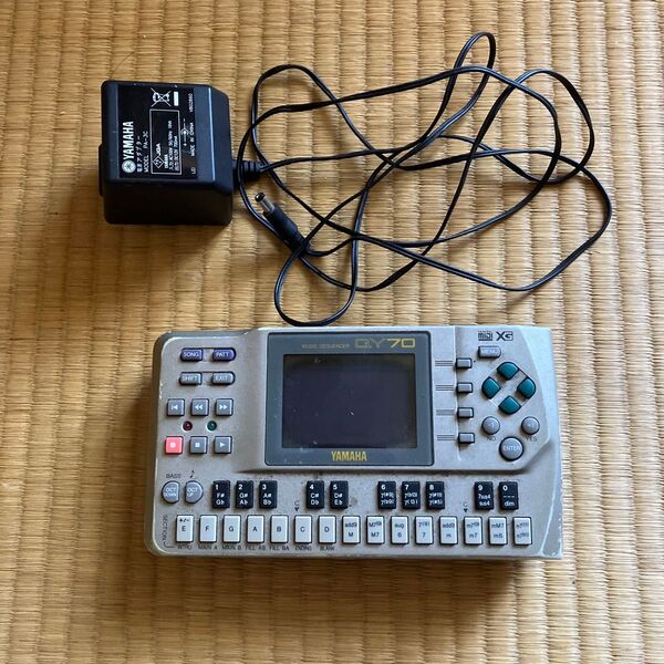 YAMAHA QY70 ヤマハ シーケンサー ACアダプター付き