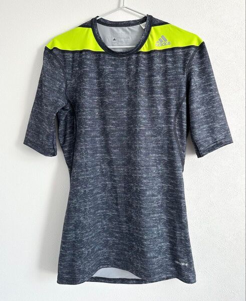 adidas アディダス テックフィット コンプレッション Tシャツ 半袖