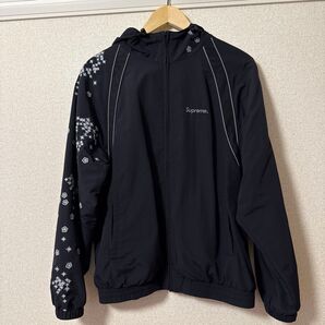 supreme aoi glow-in-the-dark