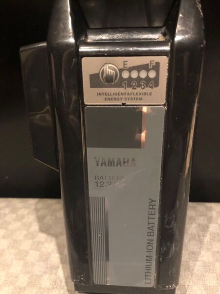 YAMAHA電動自転車バッテリー12.3Ah X0T-82110-20(X0T-20)長押し2点滅更に長押し4点灯
