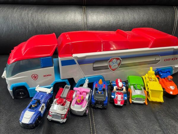 パウパトロール パウパトレーラー ミニカーセット