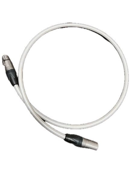 OYAIDE TUNAMI TERZO V2 XLR ケーブル1m