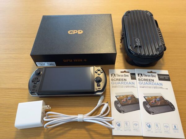 【超美品】GPD WIN4 Ryzen 7 8840U/32GB/2TB