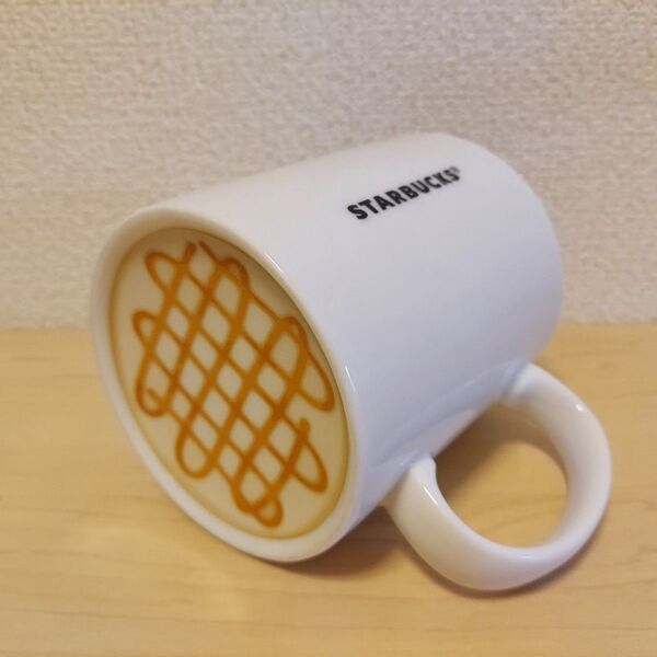 スターバックス マグカップ キャラメルソース マキアート ホワイト STARBUCKS