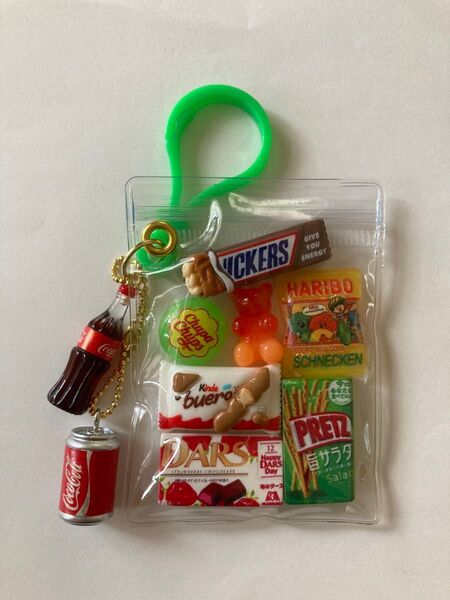 ガチャ詰めポーチ風、キャンディバック入りデコパーツ、キーホルダー