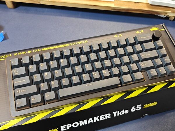 EPOMAKER Tide65 メカニカルキーボード