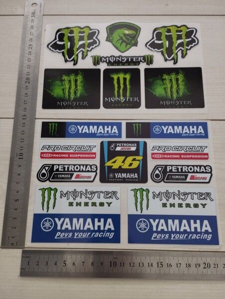 YAMAHAステッカー 2シート分 防水 バイクステッカー レーシングステッカー motoGP モンスターエナジー