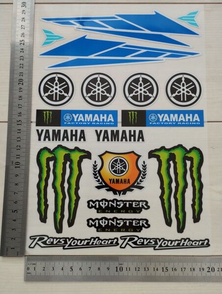YAMAHAステッカー 1シート分 バイクステッカー 防水 ヤマハ モンスターエナジー レーシングステッカー moto