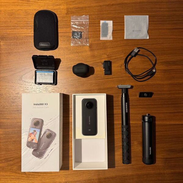 Insta360 X3 Black 付属品付き