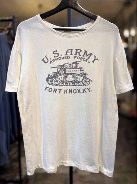 【美品】WAREHOUSEウエアハウスDUCK DIGGERミリタリーUS ARMY戦車プリントスラブ生地Tシャツ白size40L