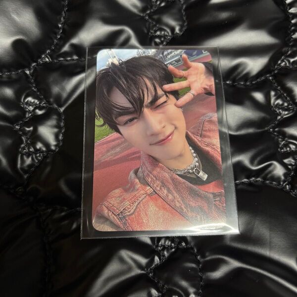 トレカ シャオジュン wayv nct frequency xiaojun