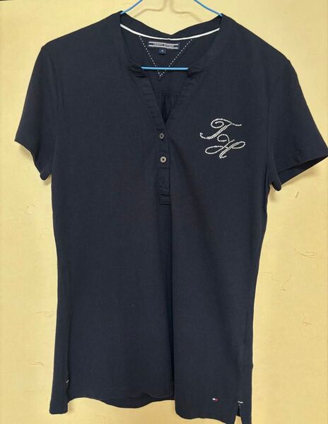 美品 TOMMY HILFIGER トミーヒルフィガー ビジュー装飾 スタンドカラー ポロシャツ M 濃紺 ネイビー